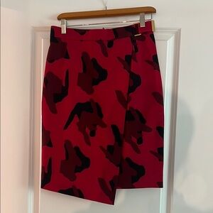 H&M Red and Black Pencil Skirt
